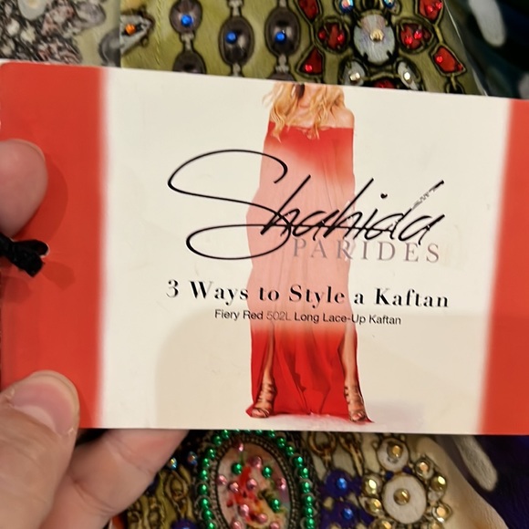 Kaftan/Cover Up - Picture 3 of 4